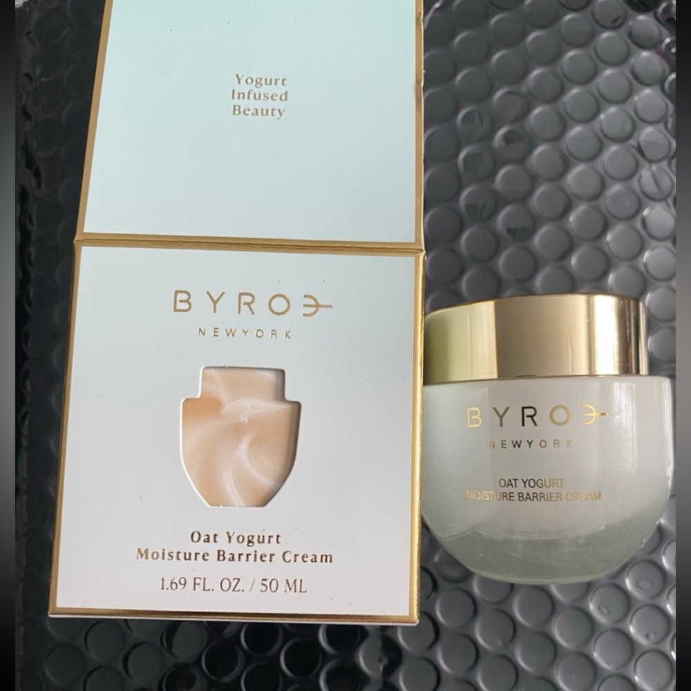 Byroe New York Oat Yogurt Moisture Barrier Cream 1.69 oz/50 ml New retail $106